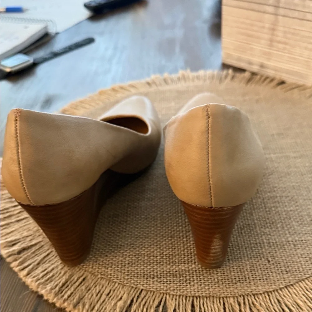 Nine West Beige Leather Pointed-Toe Flats